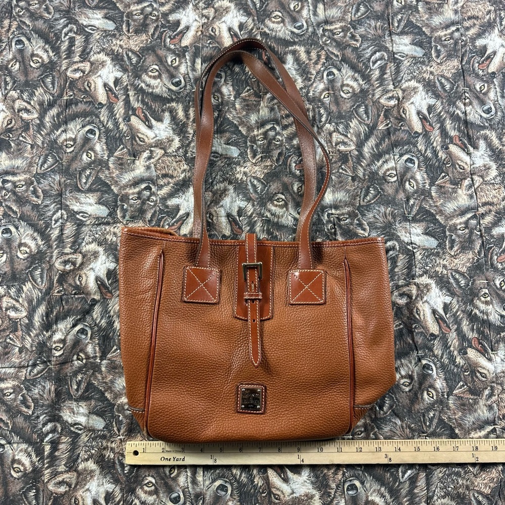 Dooney & Bourke Brown Pebbled Leather Shoulder Tote Bag Lined Buckle Satchel